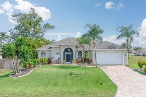 118 SW 15th Ter, Cape Coral, FL 33991