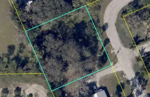 Citrus St, Labelle, FL 33935