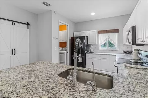 4040 Golden Gate Blvd E, Naples, FL 34120 photo 9