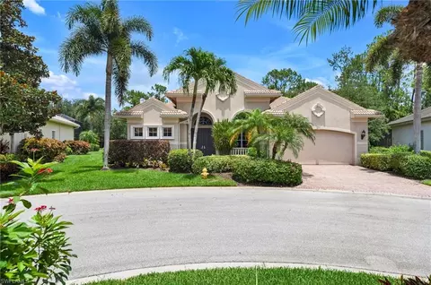 5814 Hammock Isles Dr, Naples, FL 34119
