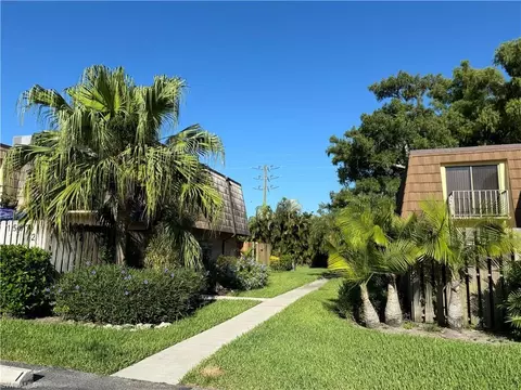 1507 Park Meadows Dr #1, Fort Myers, FL 33907