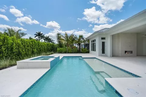 Exterior - 23517 Coconut Landing Dr, Estero, FL 34134 photo 4 of 8
