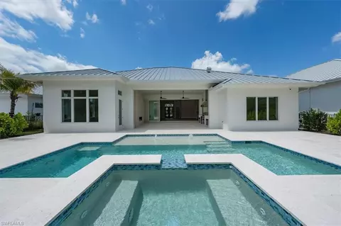 Exterior - 23517 Coconut Landing Dr, Estero, FL 34134 photo 7 of 8