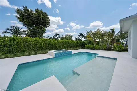 Exterior - 23517 Coconut Landing Dr, Estero, FL 34134 photo 6 of 8