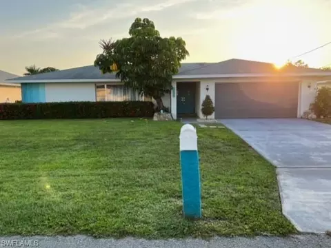 4337 S Bay Cir, North Fort Myers, FL 33903