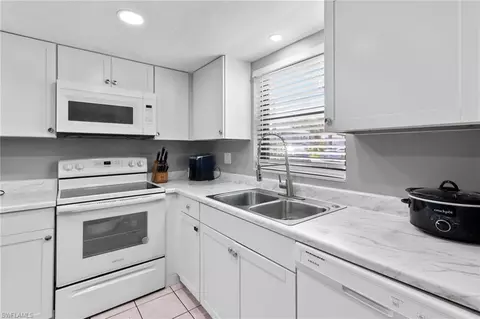 28180 Pine Haven Way #42, Bonita Springs, FL 34135