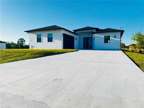 3514 25th St SW, Lehigh Acres, FL 33976