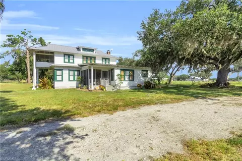 Exterior - 3198 Wayman Rd, Moore Haven, FL 33471 photo 2 of 9