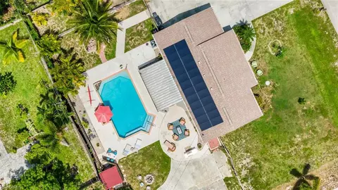 9208 Hamlin Rd E, Fort Myers, FL 33967