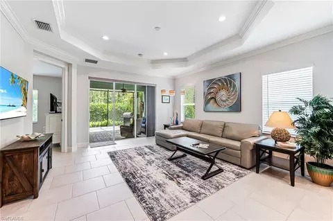 2135 Marquesa Cir, Naples, FL 34112 photo 10