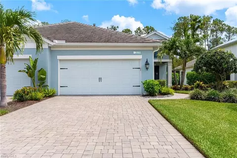 2135 Marquesa Cir, Naples, FL 34112