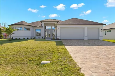 4110 SW 27th Pl, Cape Coral, FL 33914