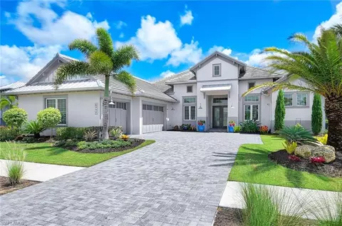 6052 Plana Cays Dr, Naples, FL 34113
