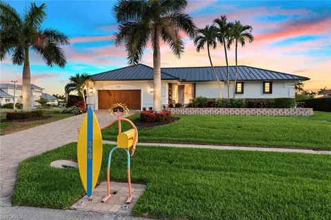 318 Rockhill Ct, Marco Island, FL 34145