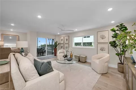 1919 Gulf Shore Blvd N #103, Naples, FL 34102