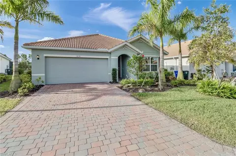 3030 Birchin Ln, Fort Myers, FL 33916