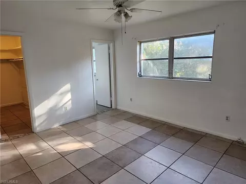 200 Willoughby Dr, Naples, FL 34110 photo 5