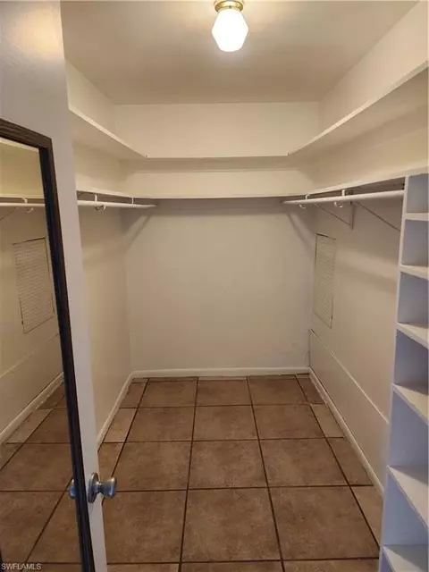200 Willoughby Dr, Naples, FL 34110 photo 6