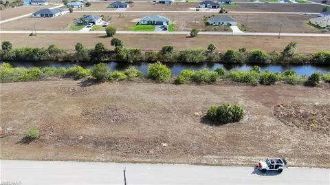3900 NW 39th Ln, Cape Coral, FL 33993