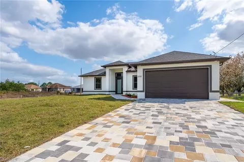 306 Panorama Ave, Lehigh Acres, FL 33974