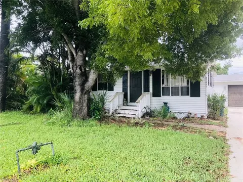 27657 Tierra Del Sol Ln, Bonita Springs, FL 34135
