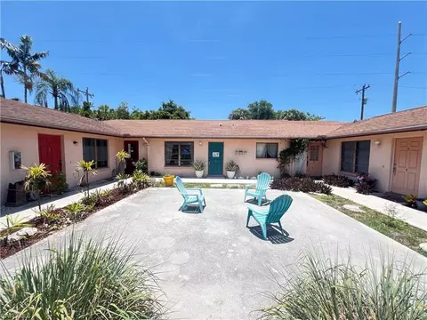 2718 SE 16th Pl #C, Cape Coral, FL 33904