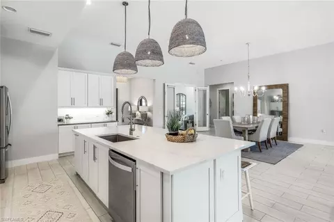 3227 Cotuit Ln, Naples, FL 34114 photo 10