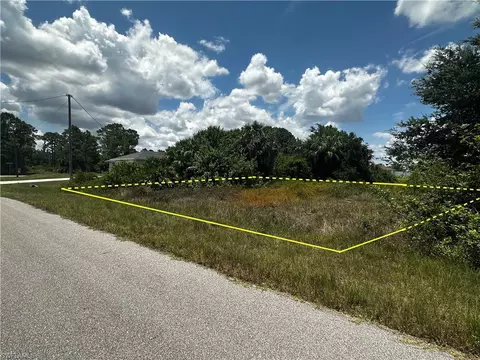 739 Almelia St E, Lehigh Acres, FL 33974