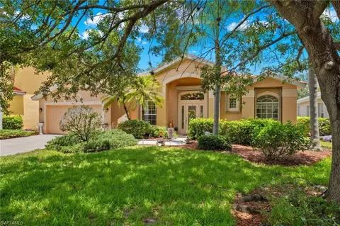 9968 Colonial Walk S, Estero, FL 33928