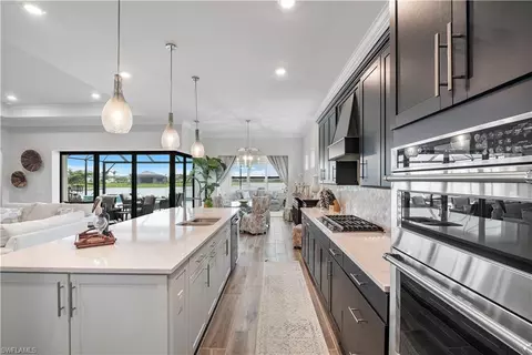 Kitchen - 20150 Napa Loop, Estero, FL 33928 photo 5 of 5