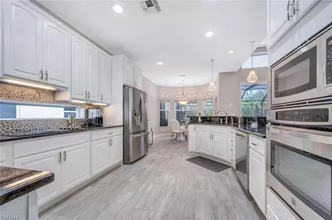 4740 Cerromar Dr, Naples, FL 34112 photo 12