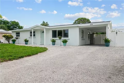 4070 Lotus Dr, Naples, FL 34104