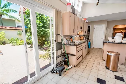 11 Capri Blvd, Naples, FL 34113 photo 10