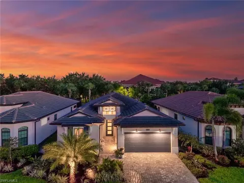 10035 Florence Cir, Naples, FL 34119