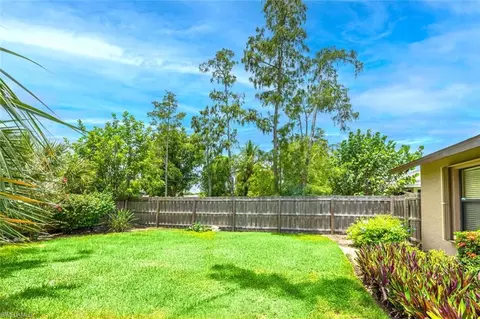 246 Mentor Dr, Naples, FL 34110 photo 23