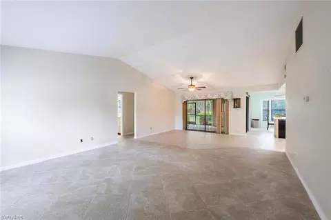 246 Mentor Dr, Naples, FL 34110 photo 3