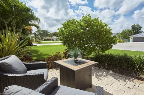 25 Wickliffe Dr, Naples, FL 34110 photo 24