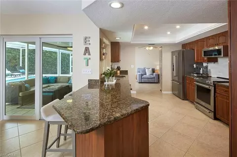 25 Wickliffe Dr, Naples, FL 34110 photo 8