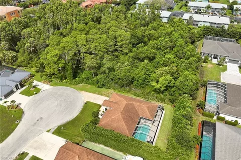 25 Wickliffe Dr, Naples, FL 34110 photo 29