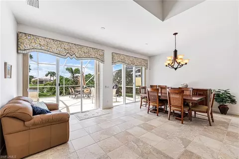 7710 Hernando Ct, Naples, FL 34114 photo 12