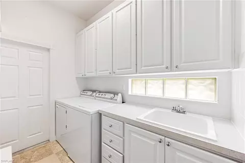 7710 Hernando Ct, Naples, FL 34114 photo 35