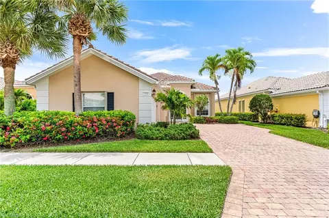 7710 Hernando Ct, Naples, FL 34114 photo 3