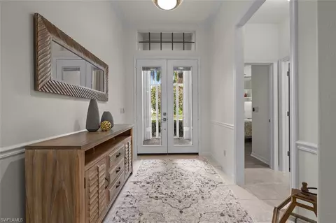 8760 Ventura Way, Naples, FL 34109