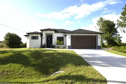 2606 45th St W, Lehigh Acres, FL 33971
