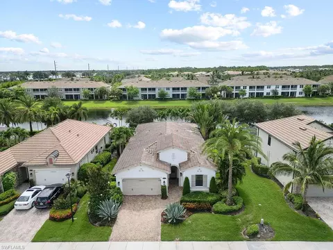 9426 Greenleigh Ct, Naples, FL 34120