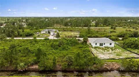 959 Commodore St, Lehigh Acres, FL 33974 photo 5