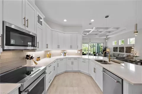 6330 Arriba Ave, Naples, FL 34113 photo 12