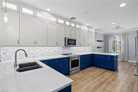 3701 Pino Vista Way, Estero, FL 33928