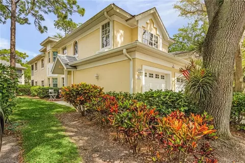 2806 Aintree Ln W #H201, Naples, FL 34112