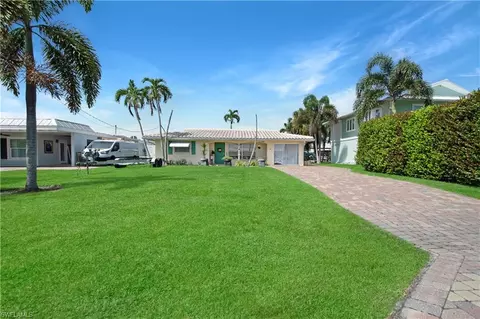 Exterior - 164 E Hilo St, Naples, FL 34113 photo 1 of 8